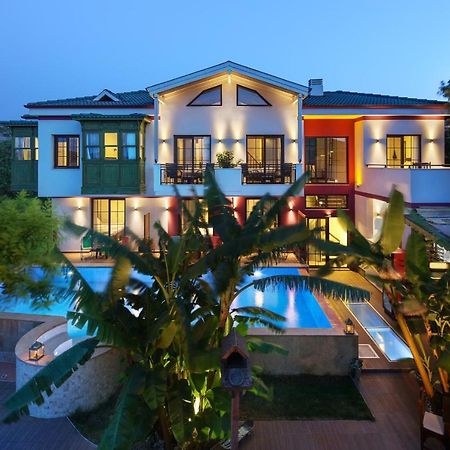 Cesmekes Otel المظهر الخارجي الصورة