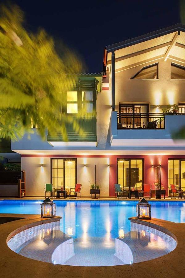 Cesmekes Otel المظهر الخارجي الصورة