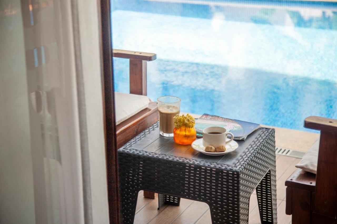 Cesmekes Otel المظهر الخارجي الصورة